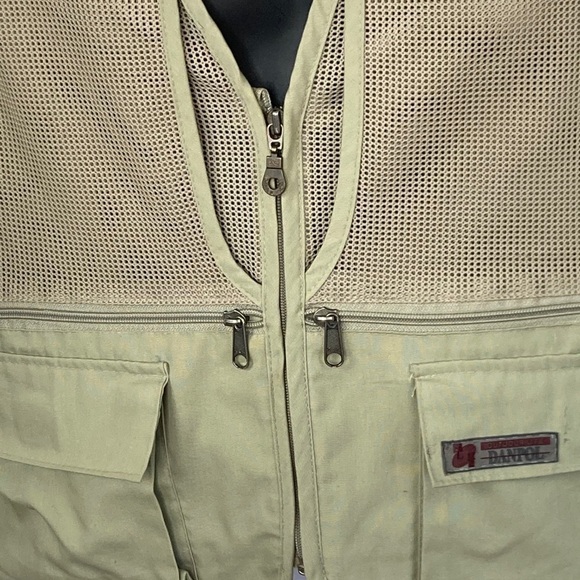 Danpol Fishing Vest - Picture 3 of 8